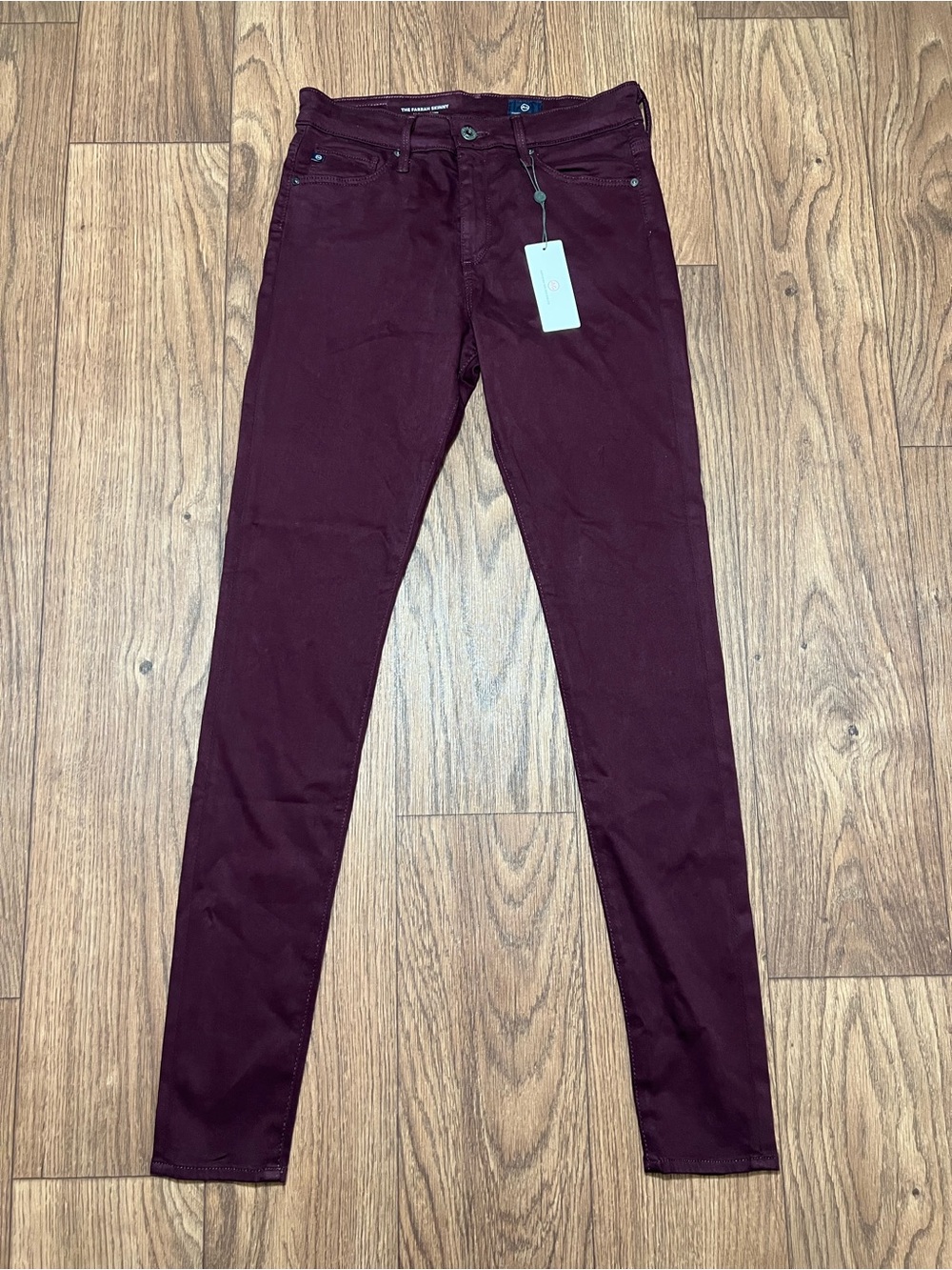 NWT Women’s AG The Farrah Skinny High-Rise Jeans Wine Color Size 27 (28x32)